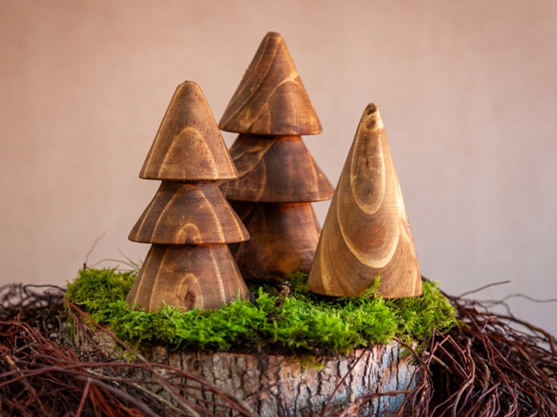 Carved Wood Stand alone Christmas Decorations Carved Wood Stand alone Christmas Decorations
