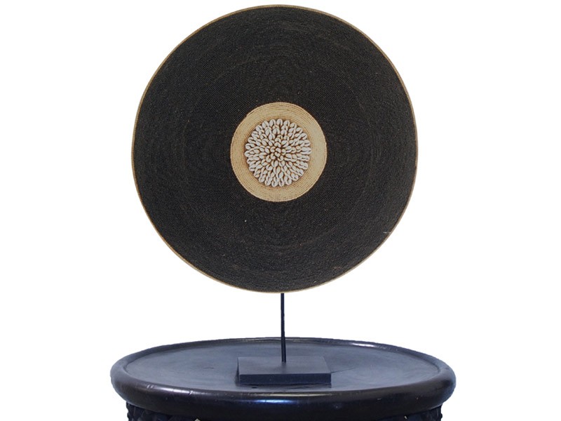 Black with Manilla String Black with Manilla String