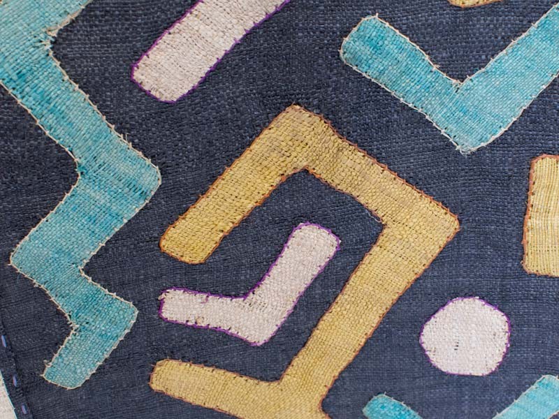 close up 2 close up 2
