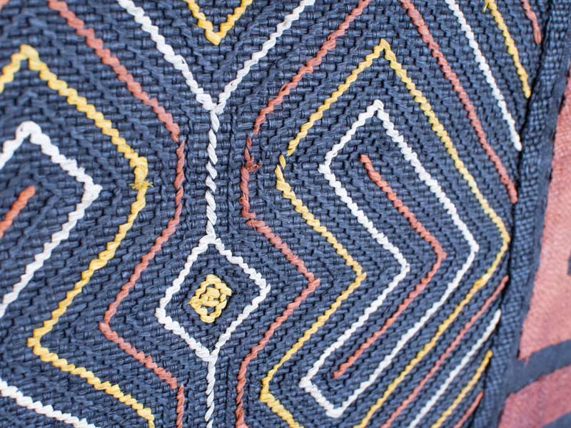 close up 2 close up 2