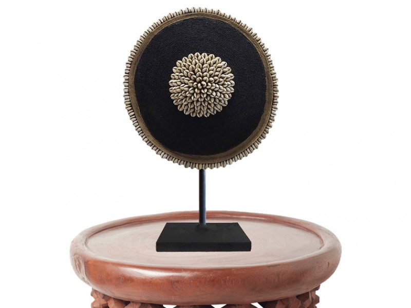 Black with Cowrie Center and Trim Black with Cowrie Center and Trim